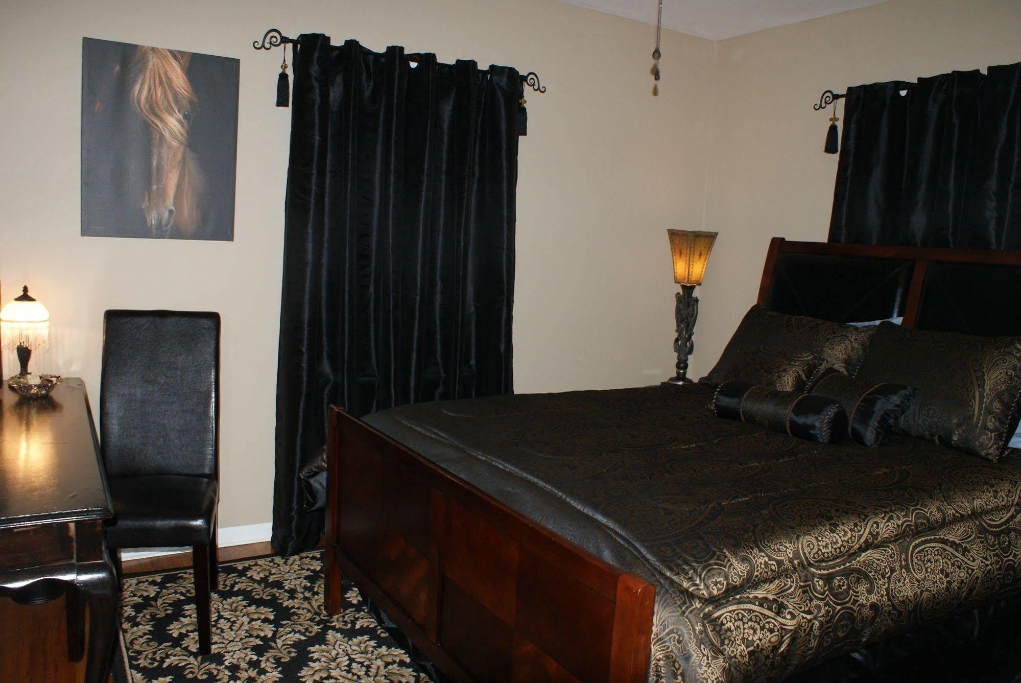 The Foxtrot Inn Ava Екстер'єр фото